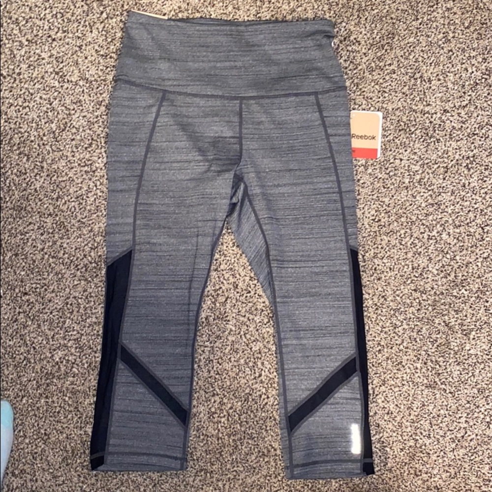 Reebok Skinny Capri High-Rise Leggings